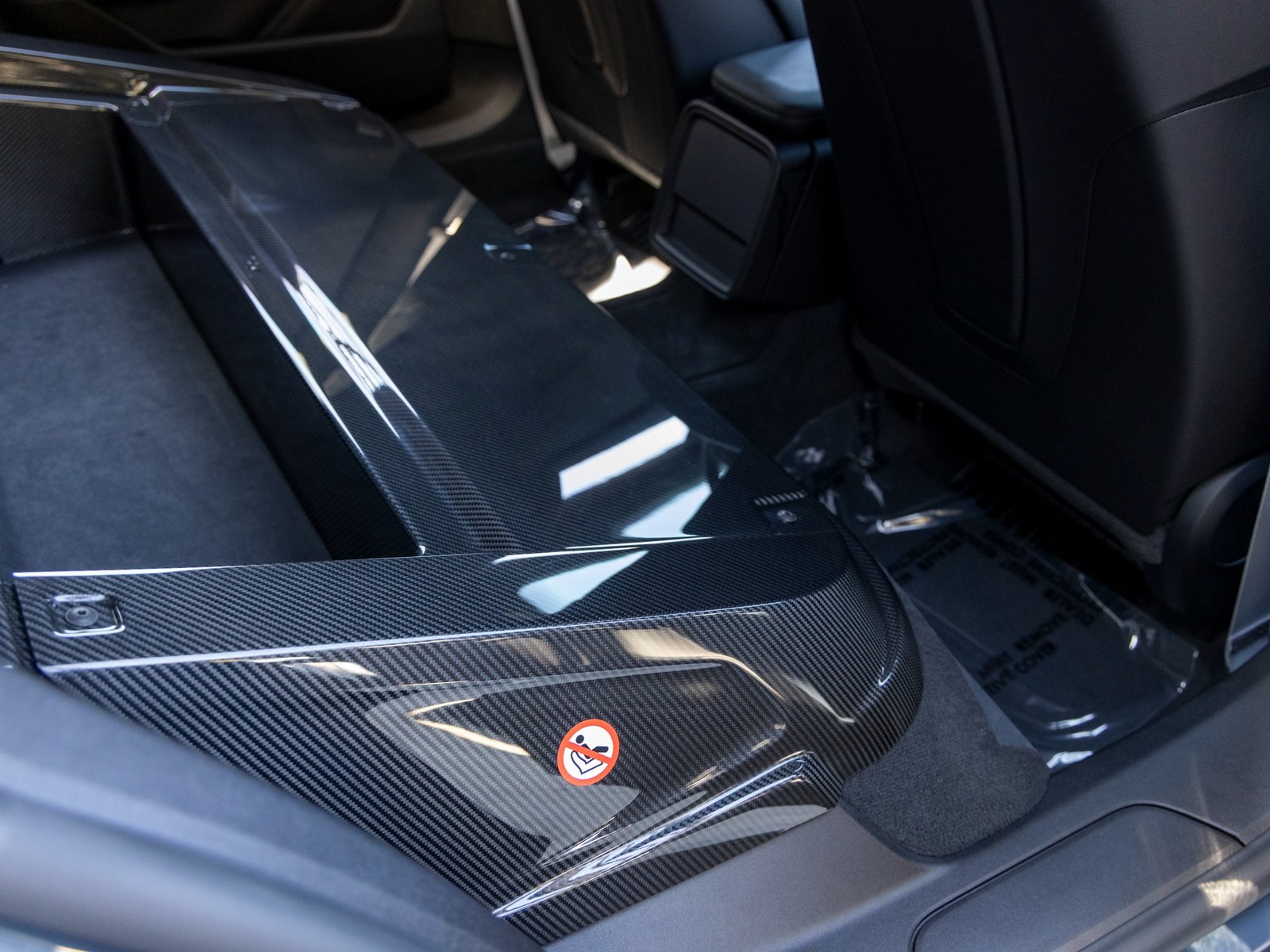 2025 Porsche Taycan Turbo GT Weissach Package photo 48