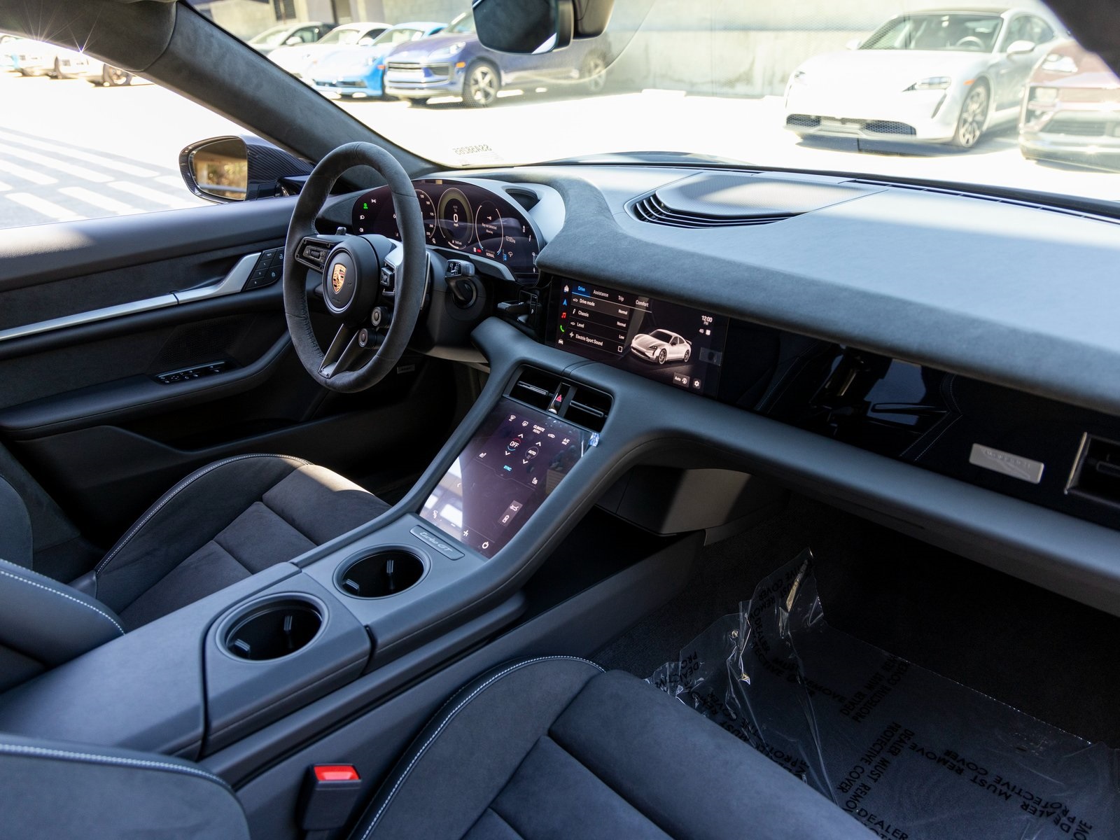2025 Porsche Taycan Turbo GT Weissach Package photo 53
