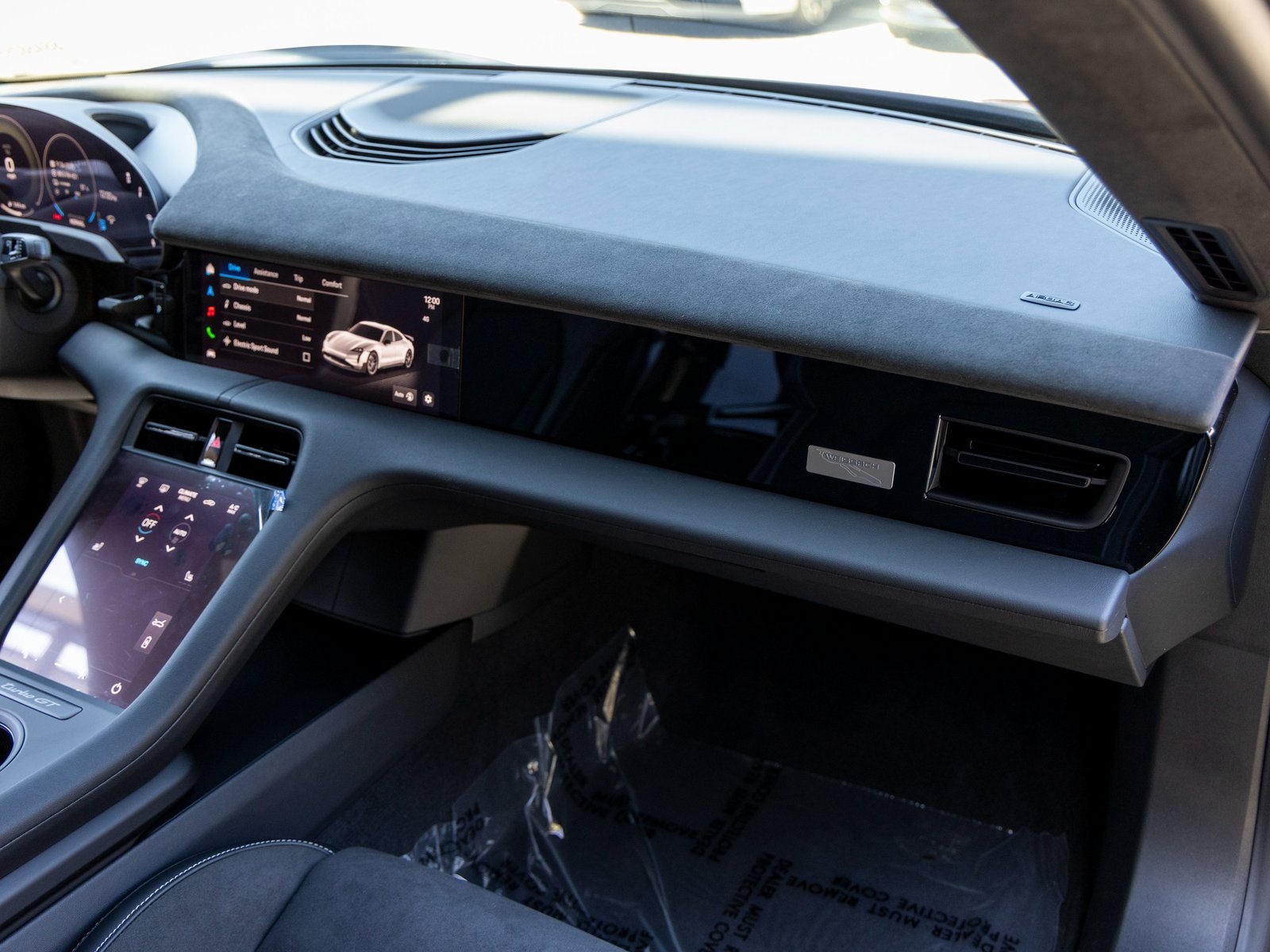 2025 Porsche Taycan Turbo GT Weissach Package photo 55