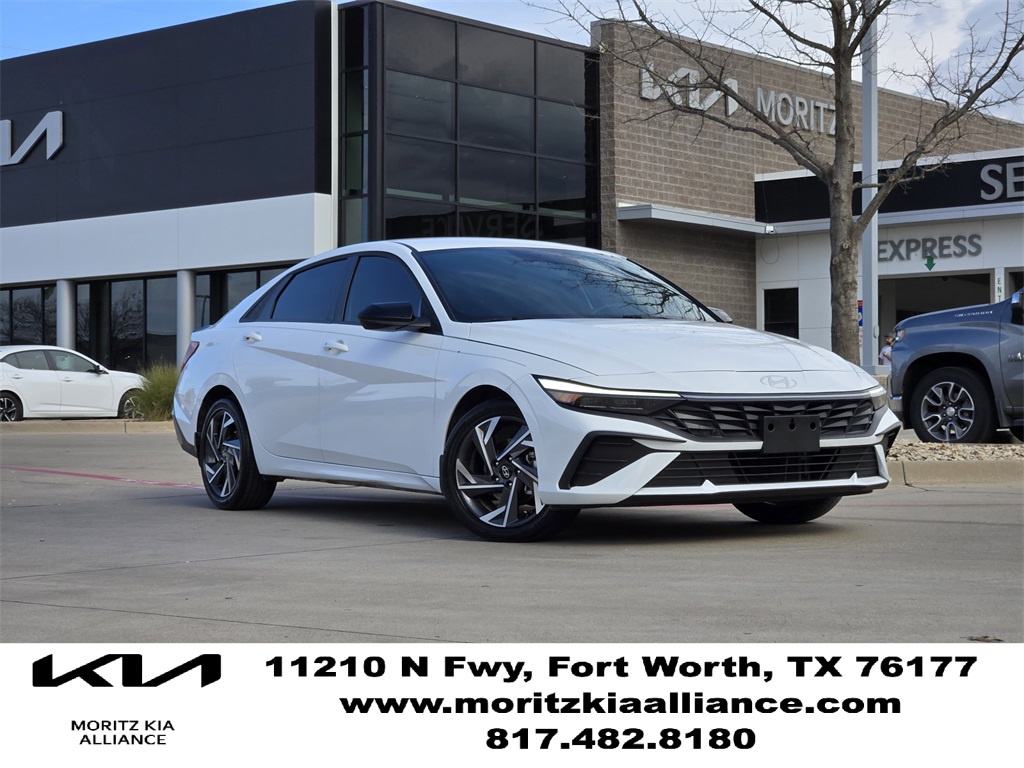 2025 Hyundai Elantra Blue's photo