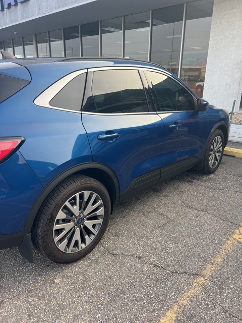 2022 Ford Escape Titanium