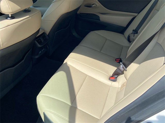 2020 Lexus ES 350 Premium photo 11