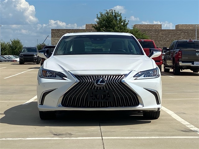 2020 Lexus ES 350 Premium photo 2