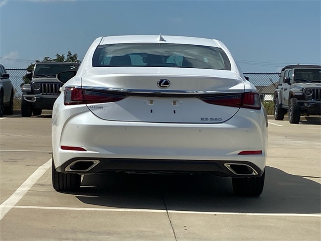 2020 Lexus ES 350 Premium photo 8