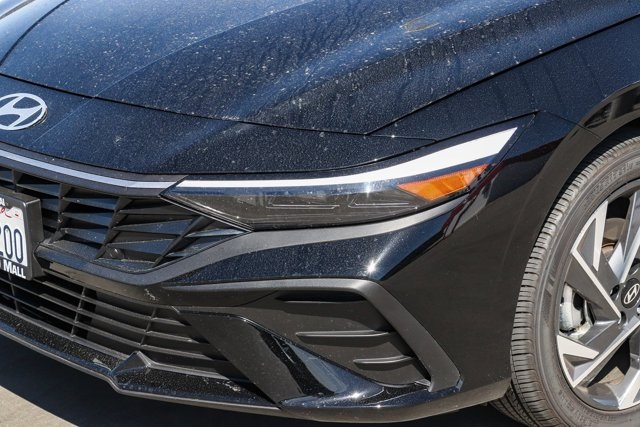 used 2025 Hyundai Elantra car, priced at $21,992