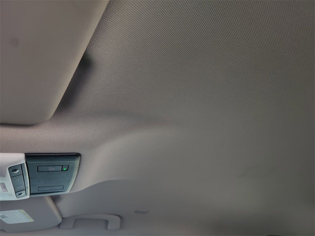 2023 Nissan Rogue SV photo 21