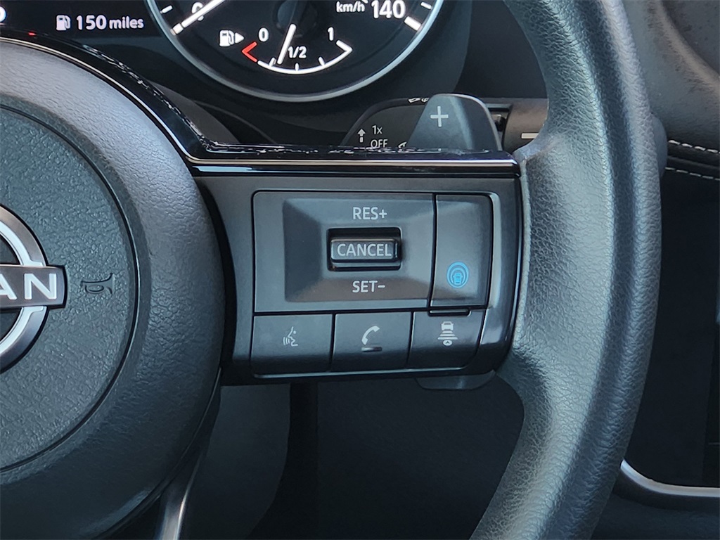 2023 Nissan Rogue SV photo 25