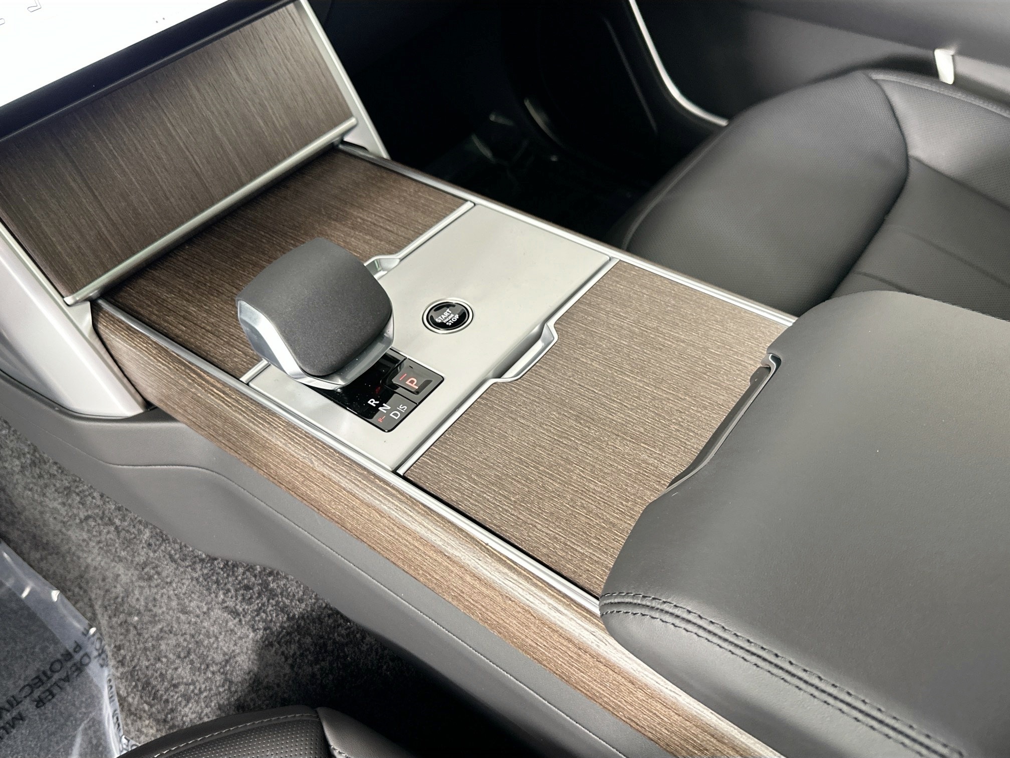 new 2025 Land Rover Range Rover car, priced at $142,530