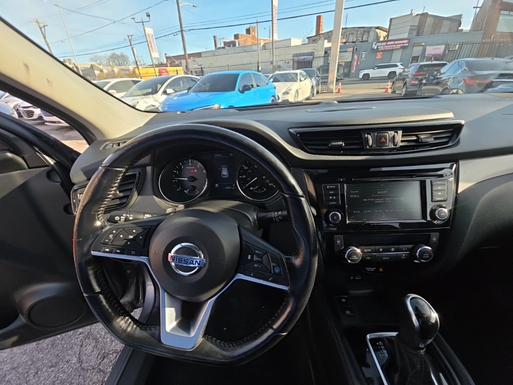 used 2020 Nissan Rogue Sport car, priced at $16,595