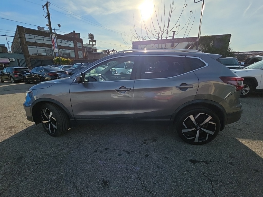 used 2020 Nissan Rogue Sport car, priced at $16,595
