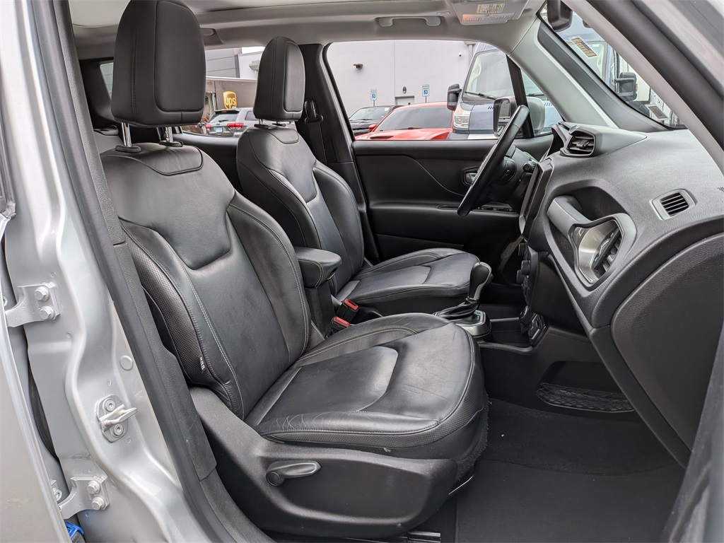 2020 Jeep Renegade Limited photo 22