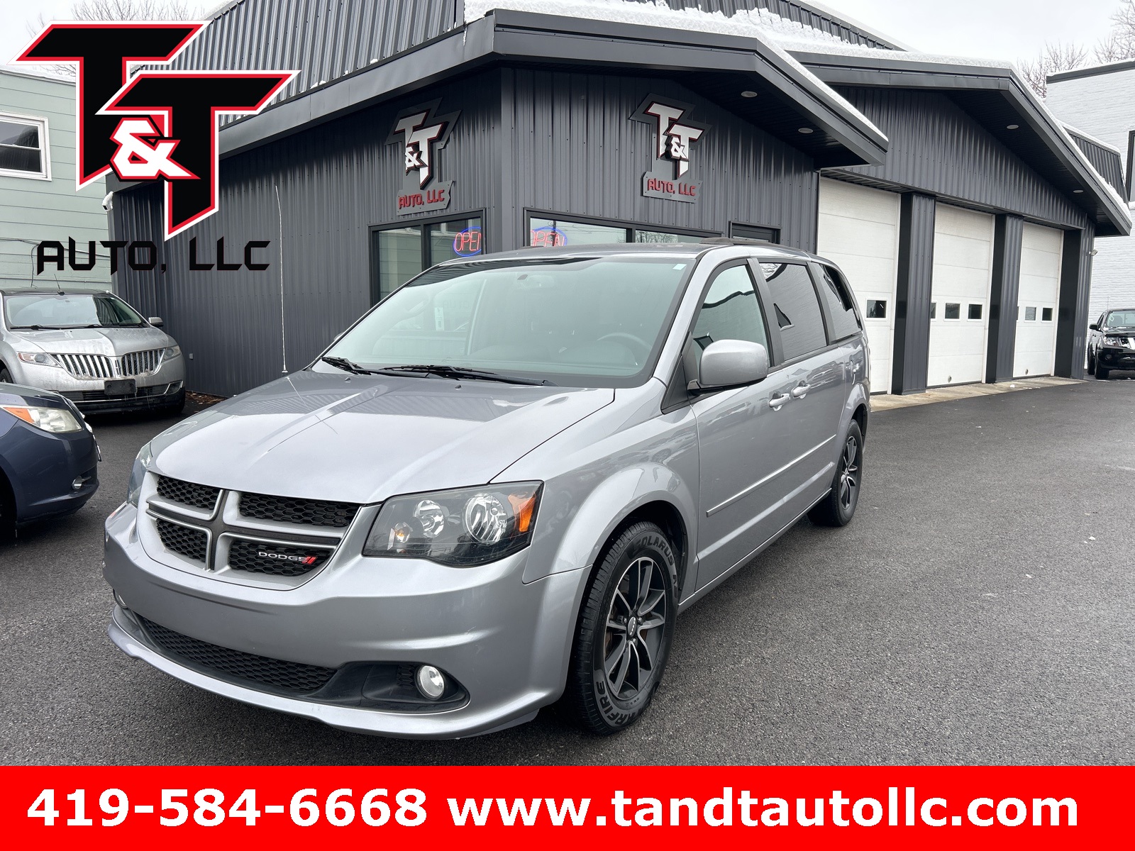 2015 Dodge Grand Caravan R/T's photo