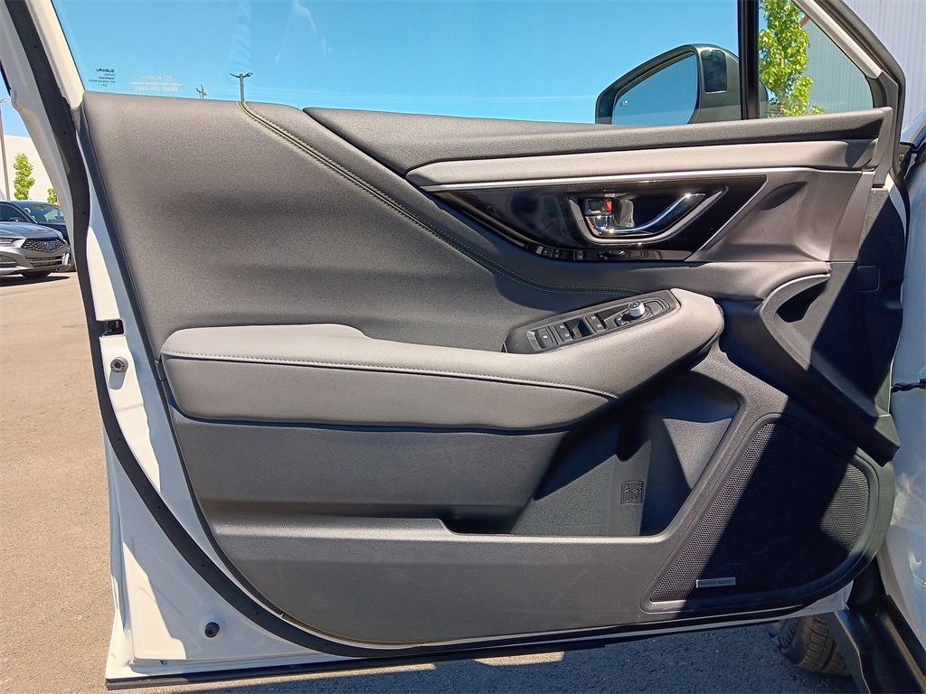 2024 Subaru Outback Onyx Edition XT photo 10