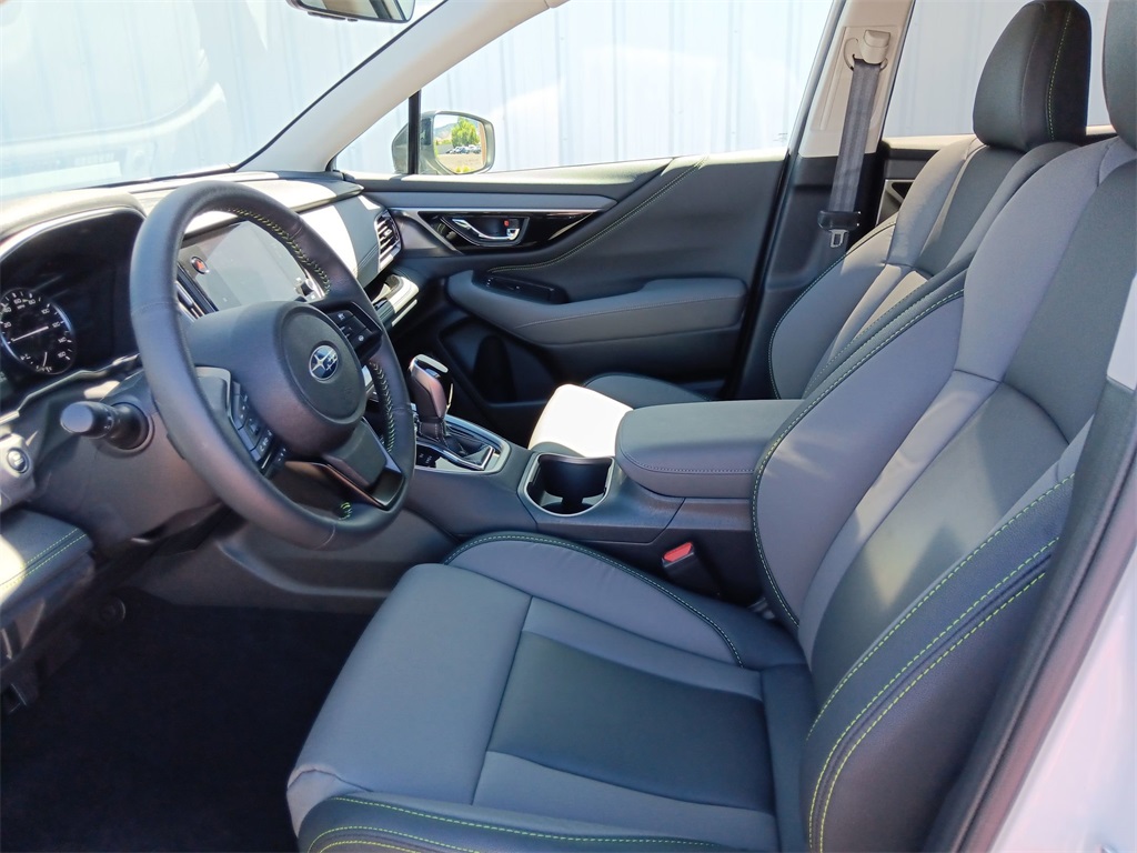 2024 Subaru Outback Onyx Edition XT photo 13