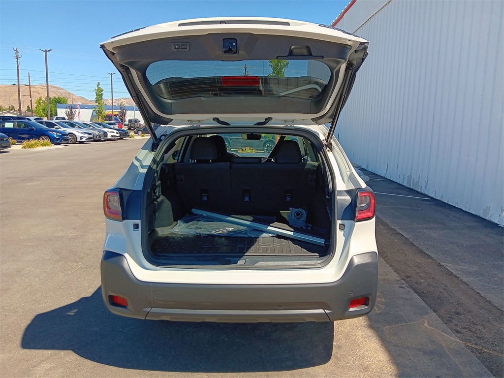 2024 Subaru Outback Onyx Edition XT photo 24