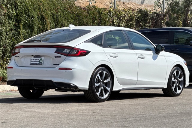 2026 Honda Civic Hatchback Sport Touring Hybrid photo 2