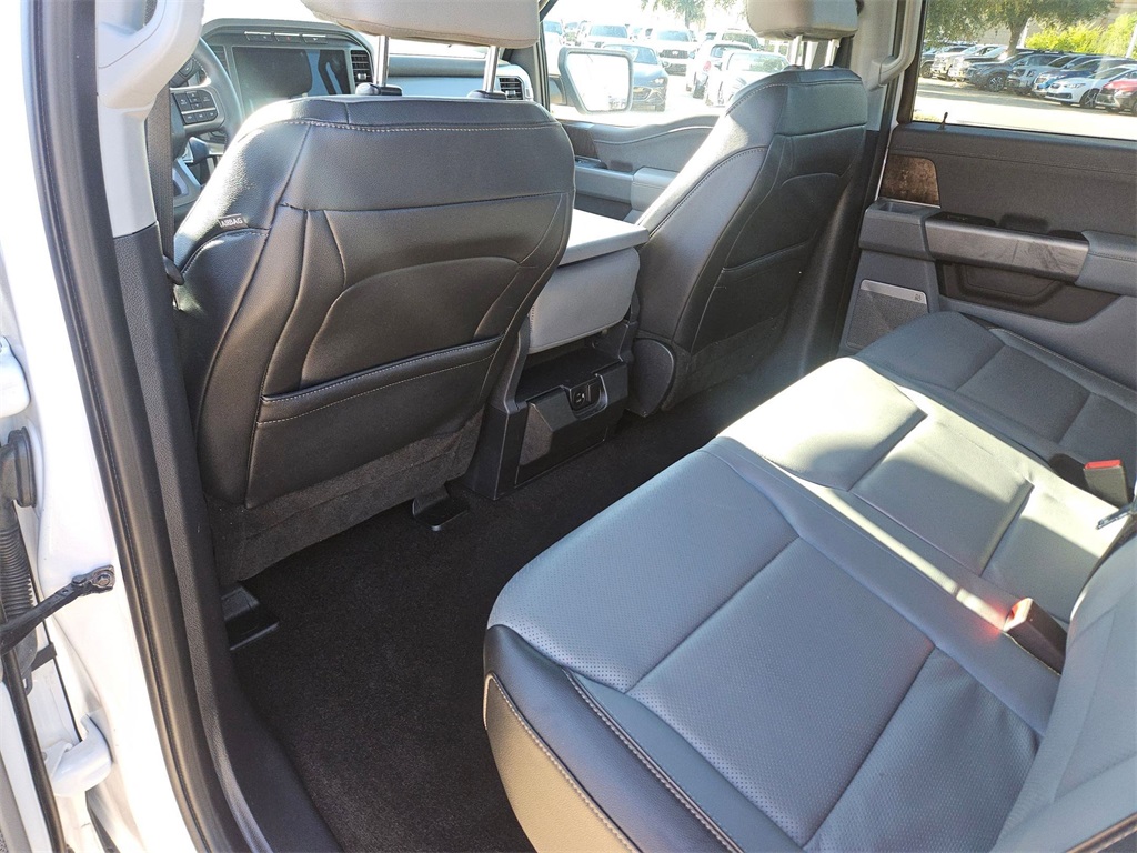 2022 Ford F-150 Lariat photo 12