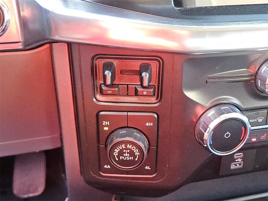 2022 Ford F-150 Lariat photo 19