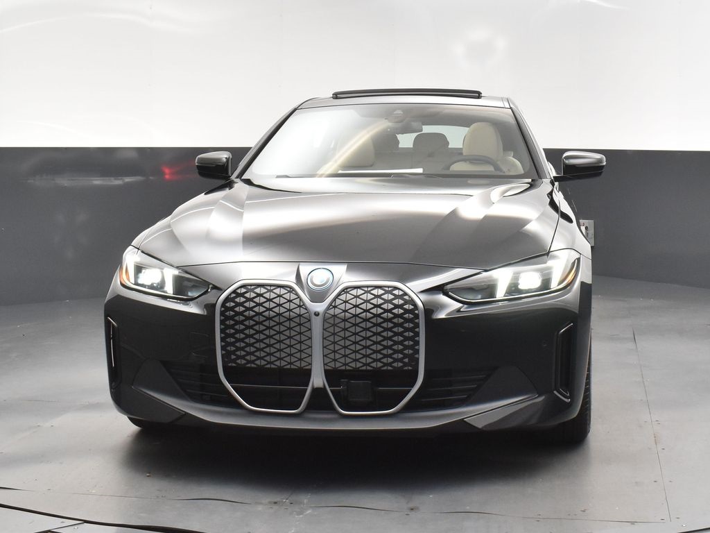 2025 Black Sapphire Metallic BMW i4 eDrive40 RWD Hatchback