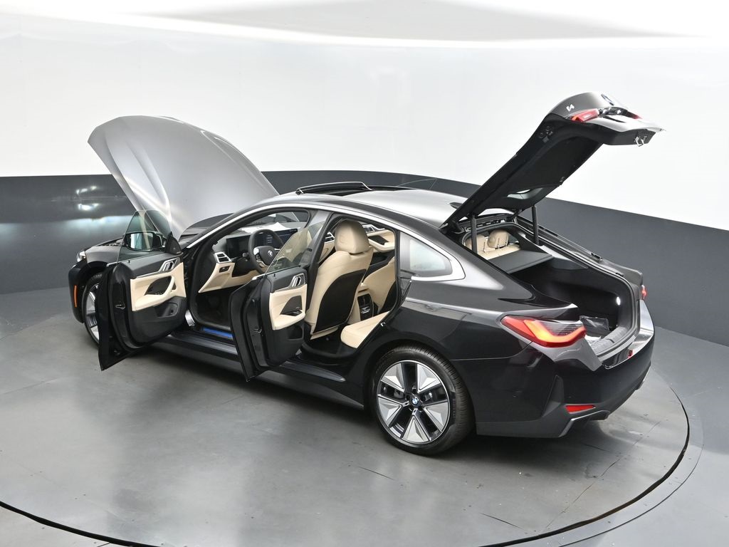 2025 Black Sapphire Metallic BMW i4 eDrive40 RWD Hatchback
