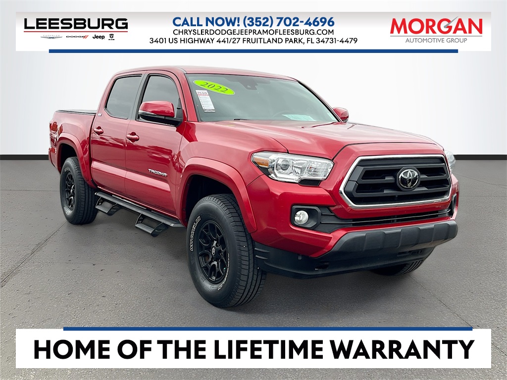 2022 Toyota Tacoma SR5's photo