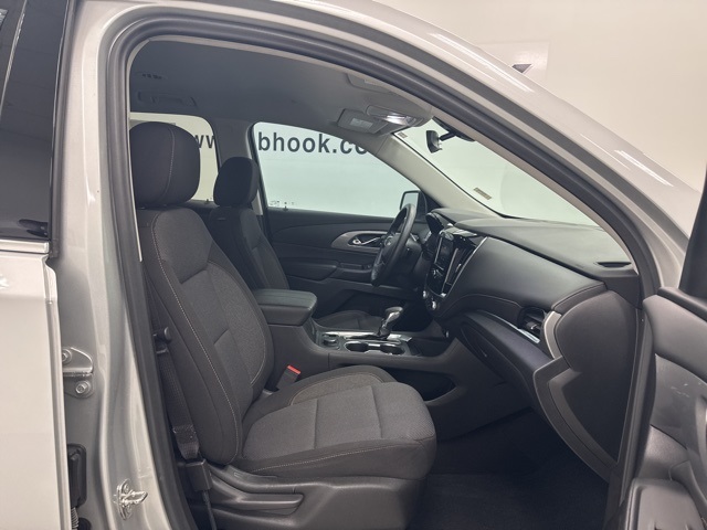 used 2021 Chevrolet Traverse car, priced at $19,998