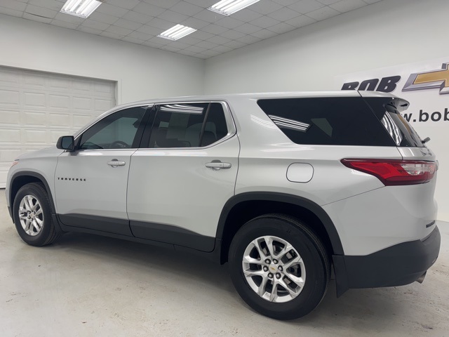used 2021 Chevrolet Traverse car, priced at $19,998