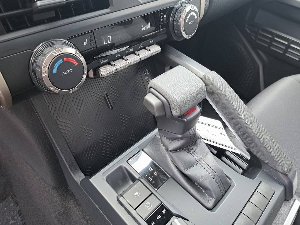 2025 Toyota Tacoma TRD Sport Double Cab photo 12