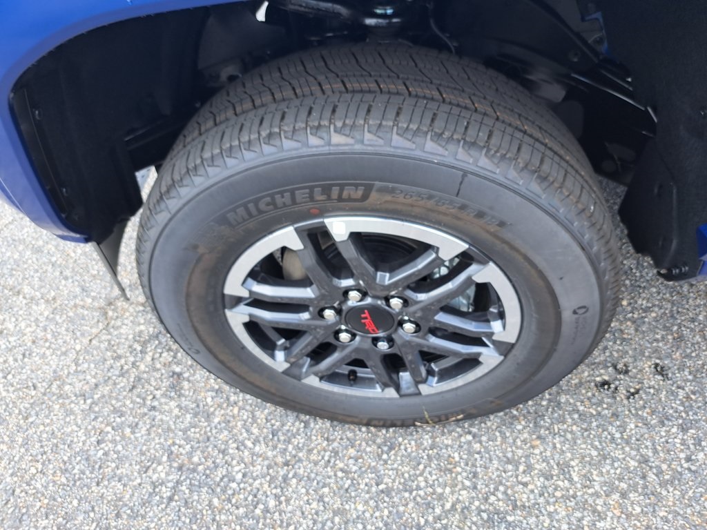 2025 Toyota Tacoma TRD Sport Double Cab photo 13
