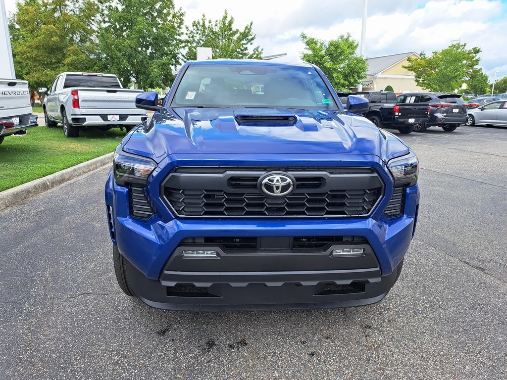 2025 Toyota Tacoma TRD Sport Double Cab photo 2