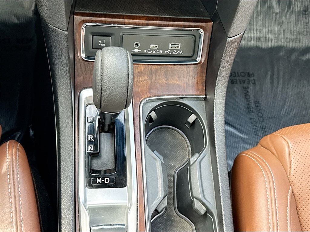 2024 Subaru Ascent Touring photo 16