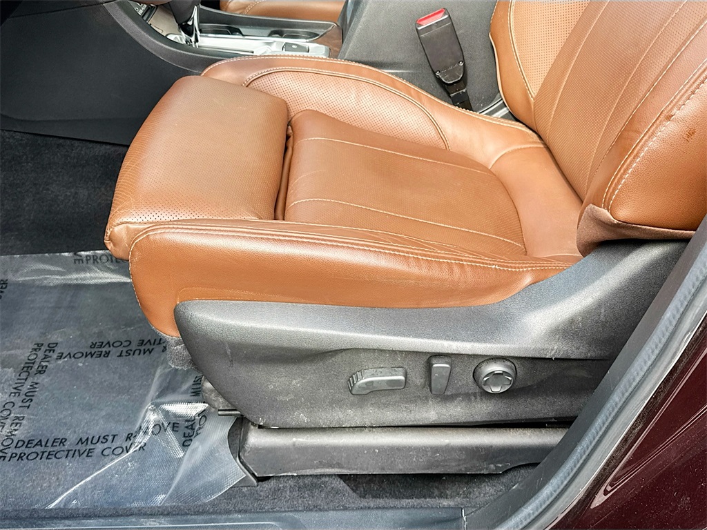 2024 Subaru Ascent Touring photo 19