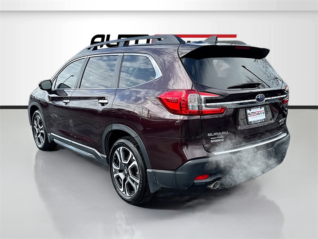 2024 Subaru Ascent Touring photo 4