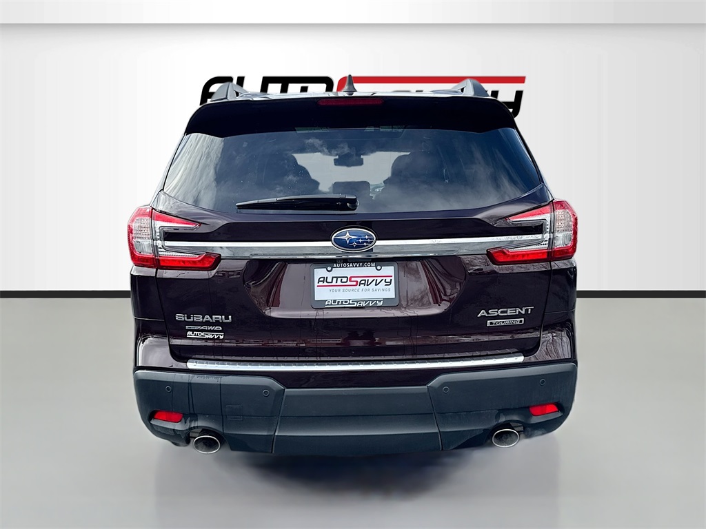 2024 Subaru Ascent Touring photo 5