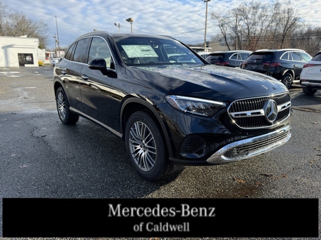 2026 Mercedes-Benz GLC Base's photo
