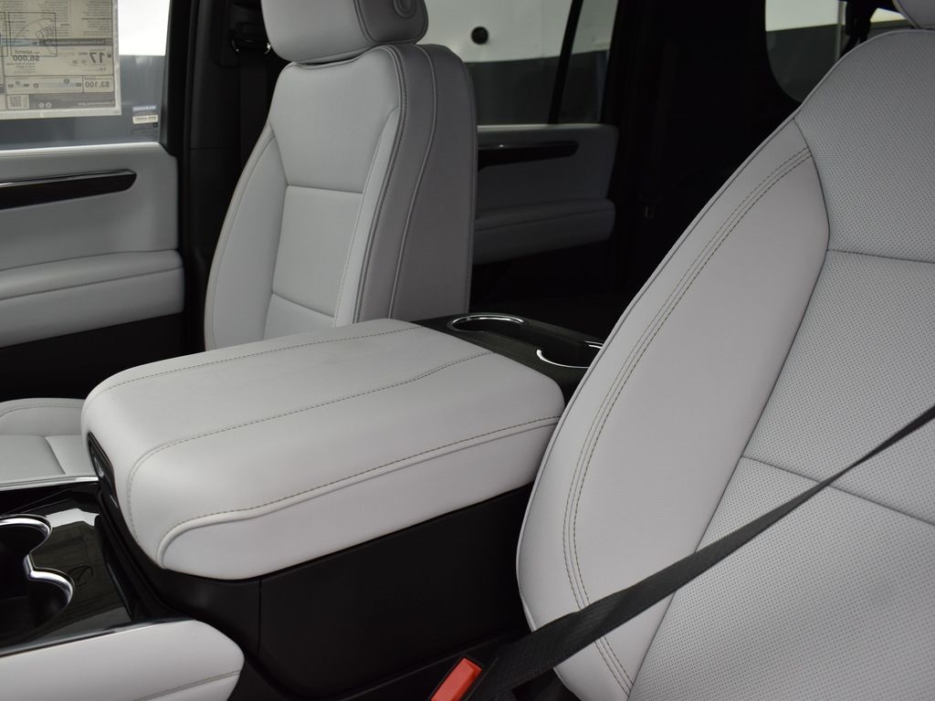 2025 Black Chevrolet Suburban Premier RWD SUV