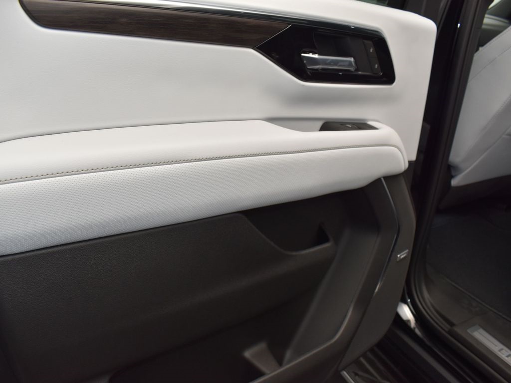2025 Black Chevrolet Suburban Premier RWD SUV