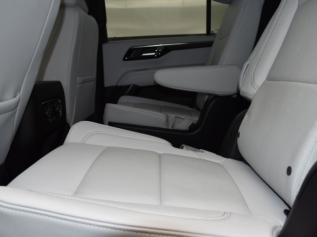2025 Black Chevrolet Suburban Premier RWD SUV