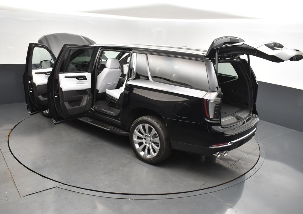 2025 Black Chevrolet Suburban Premier RWD SUV
