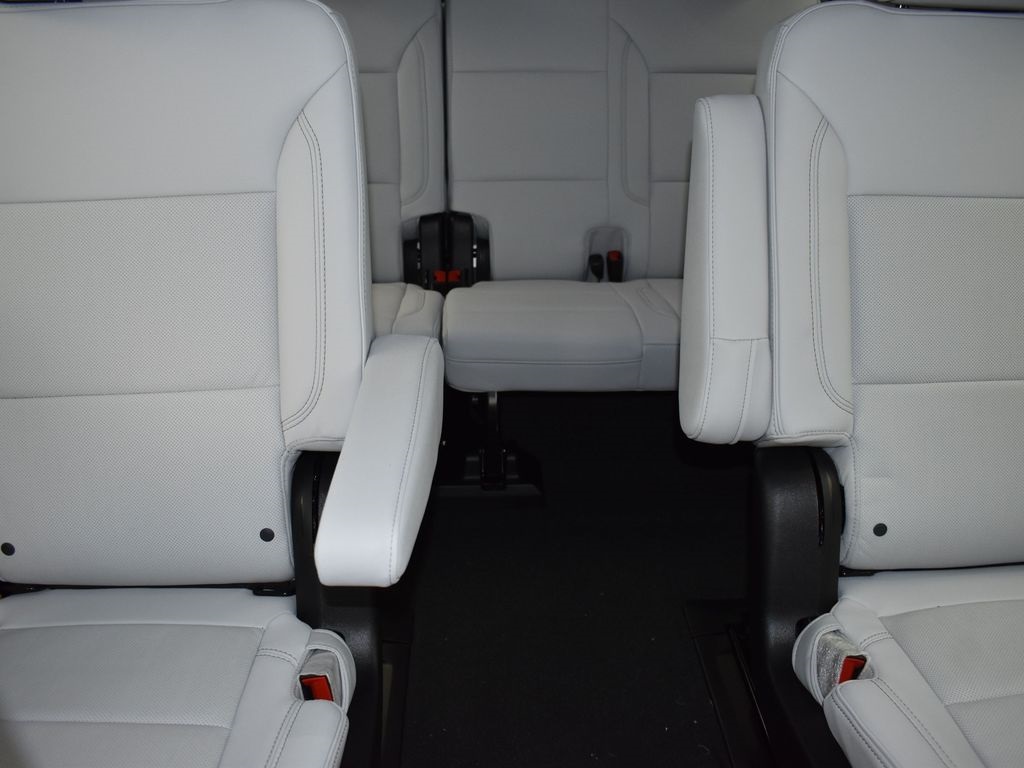 2025 Black Chevrolet Suburban Premier RWD SUV