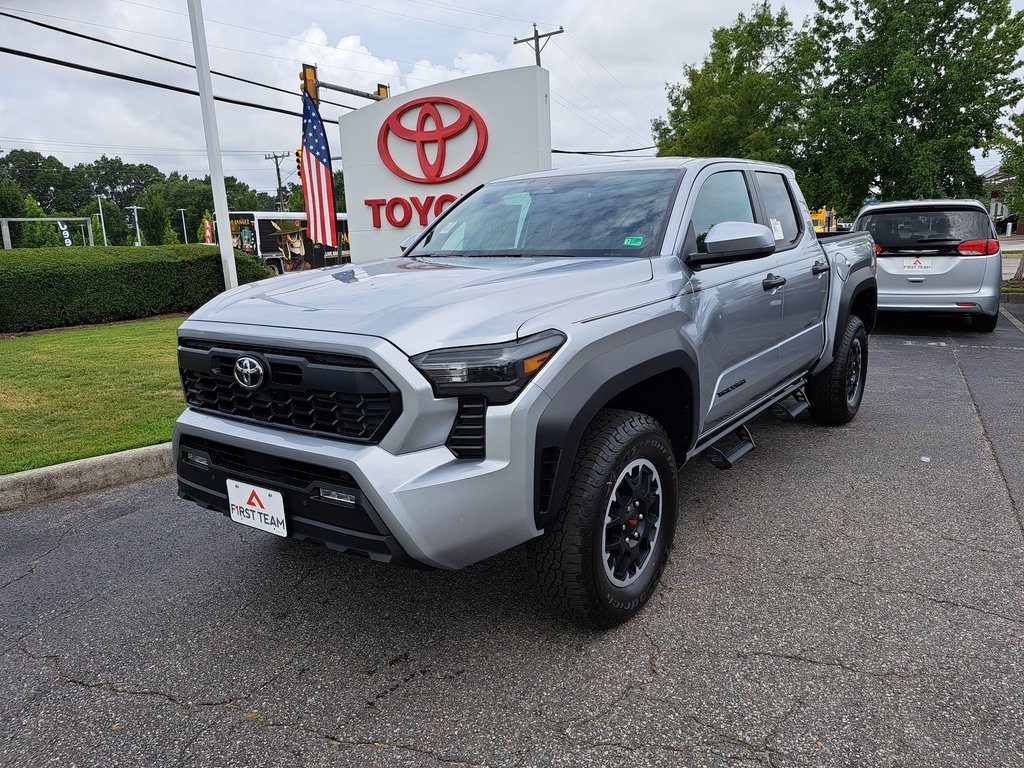 2025 Toyota Tacoma TRD Off-Road Double Cab photo 2