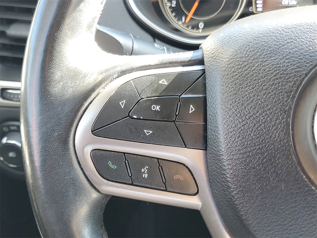 used 2021 Jeep Cherokee car, priced at $15,685