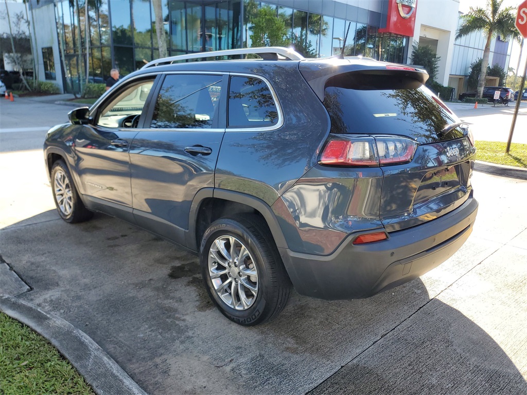 used 2021 Jeep Cherokee car, priced at $15,685