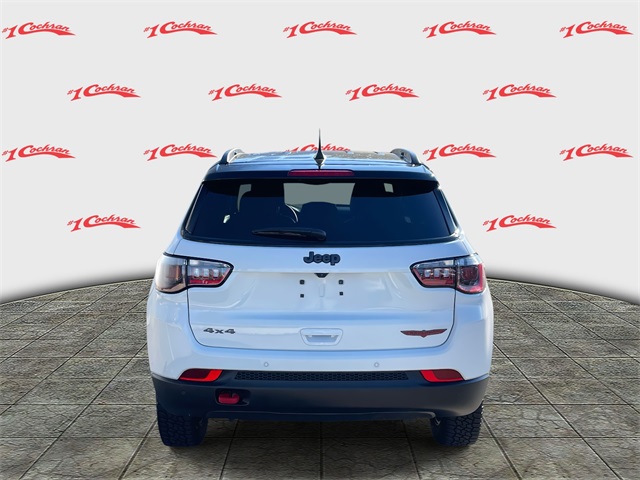 2024 Jeep Compass Trailhawk photo 4