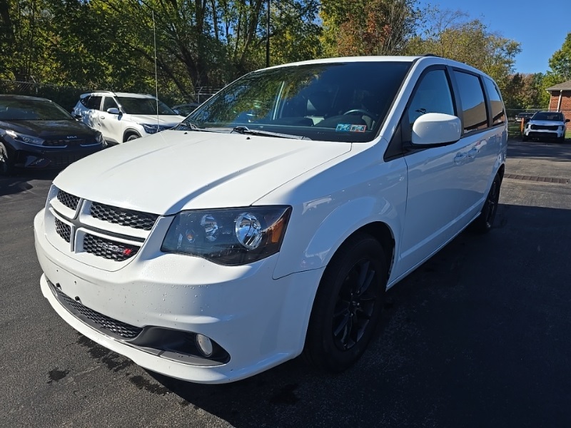 2019 Dodge Grand Caravan GT photo 2