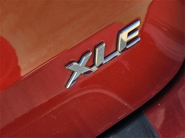 2020 Toyota Sienna XLE photo 10