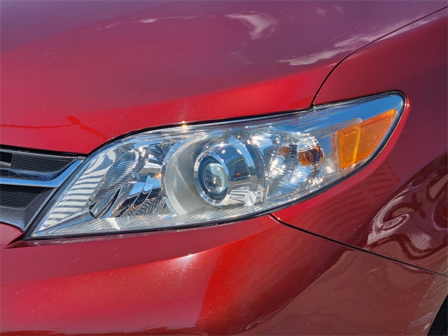 2020 Toyota Sienna XLE photo 8