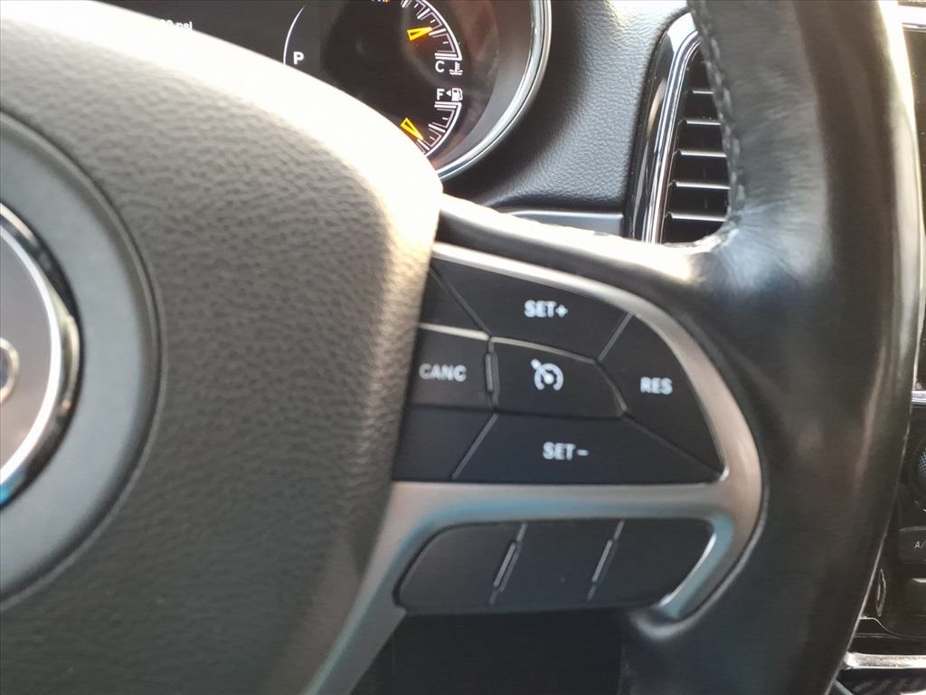 used 2021 Jeep Grand Cherokee car, priced at $22,900