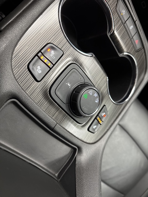 used 2023 GMC Acadia car, priced at $24,998