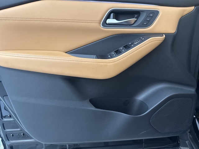 2023 Super Black Nissan Rogue Platinum FWD SUV